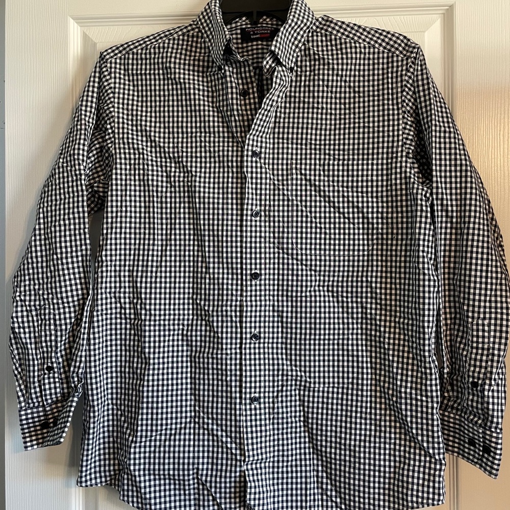 Men’s Roundtree & Yorke TravelSmart dress shirt